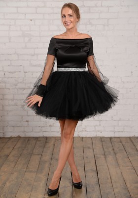 Коктейльное платье с пышной юбкой / Платье на Новый год Кимберли чёрное