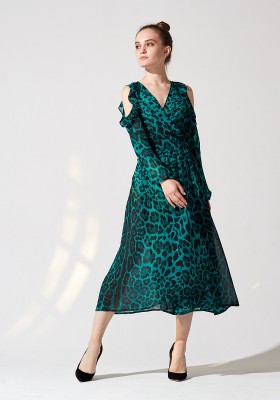 Повседневное платье миди с леопардовым принтом (изумрудное)